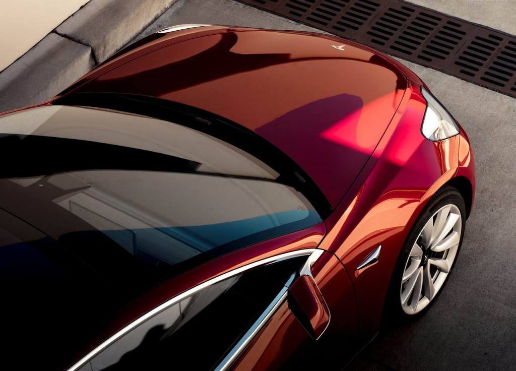 Elektromobil Tesla Model 3 (modelový ročník 2018)