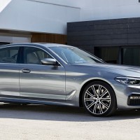 Nové BMW radu 5 siahlo na automobilový Olymp