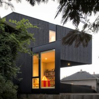Úžasný modulárny dom v Portlande postavený za 1 deň