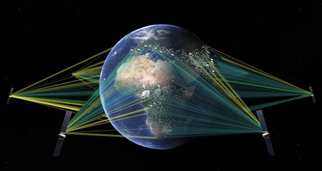 SpaceX vynáša satelity SES na nízky orbit Zeme