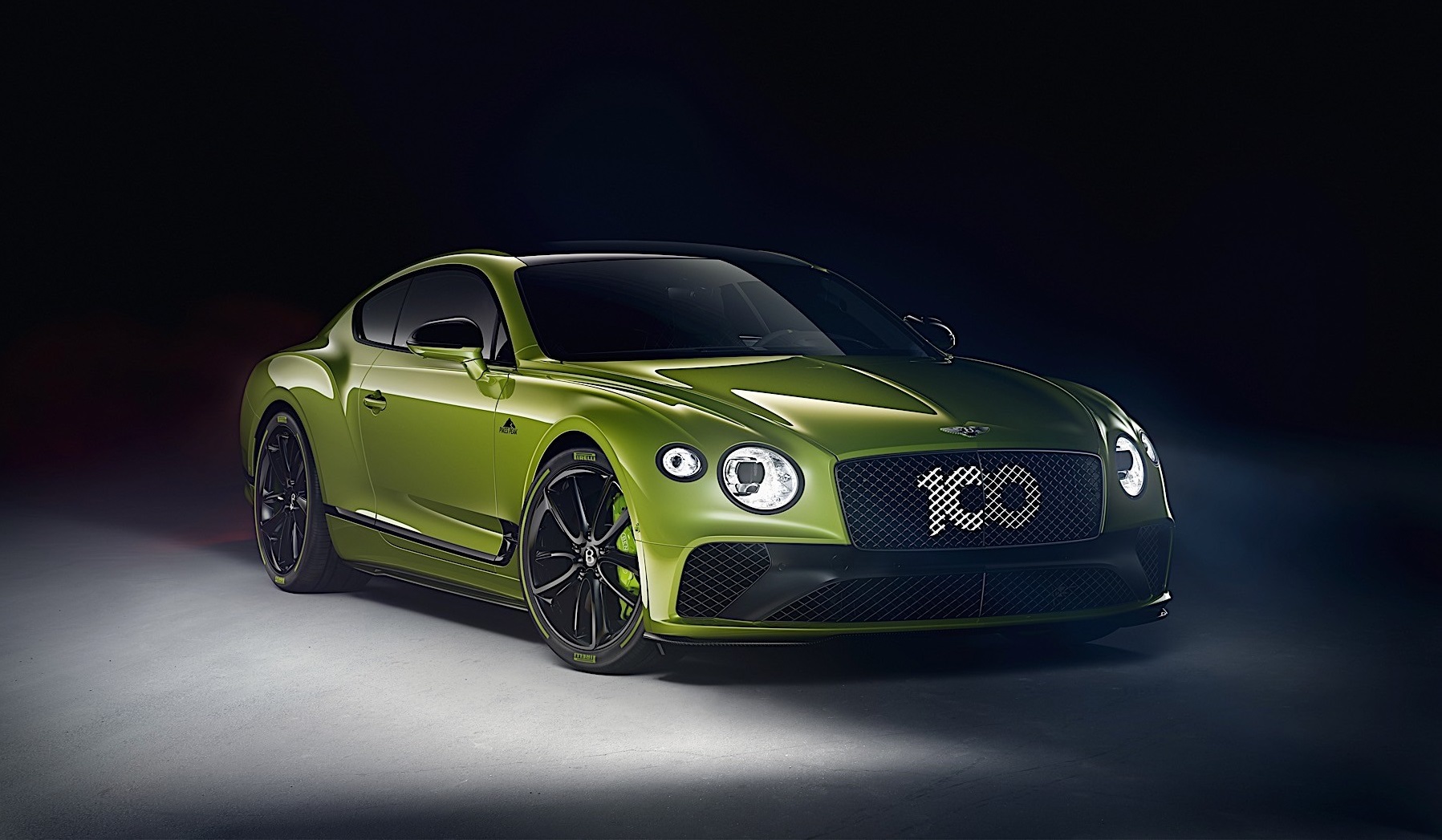 15-kusové Bentley s brutálnym exteriérom a luxusným interiérom oslavuje pozoruhodný rekord