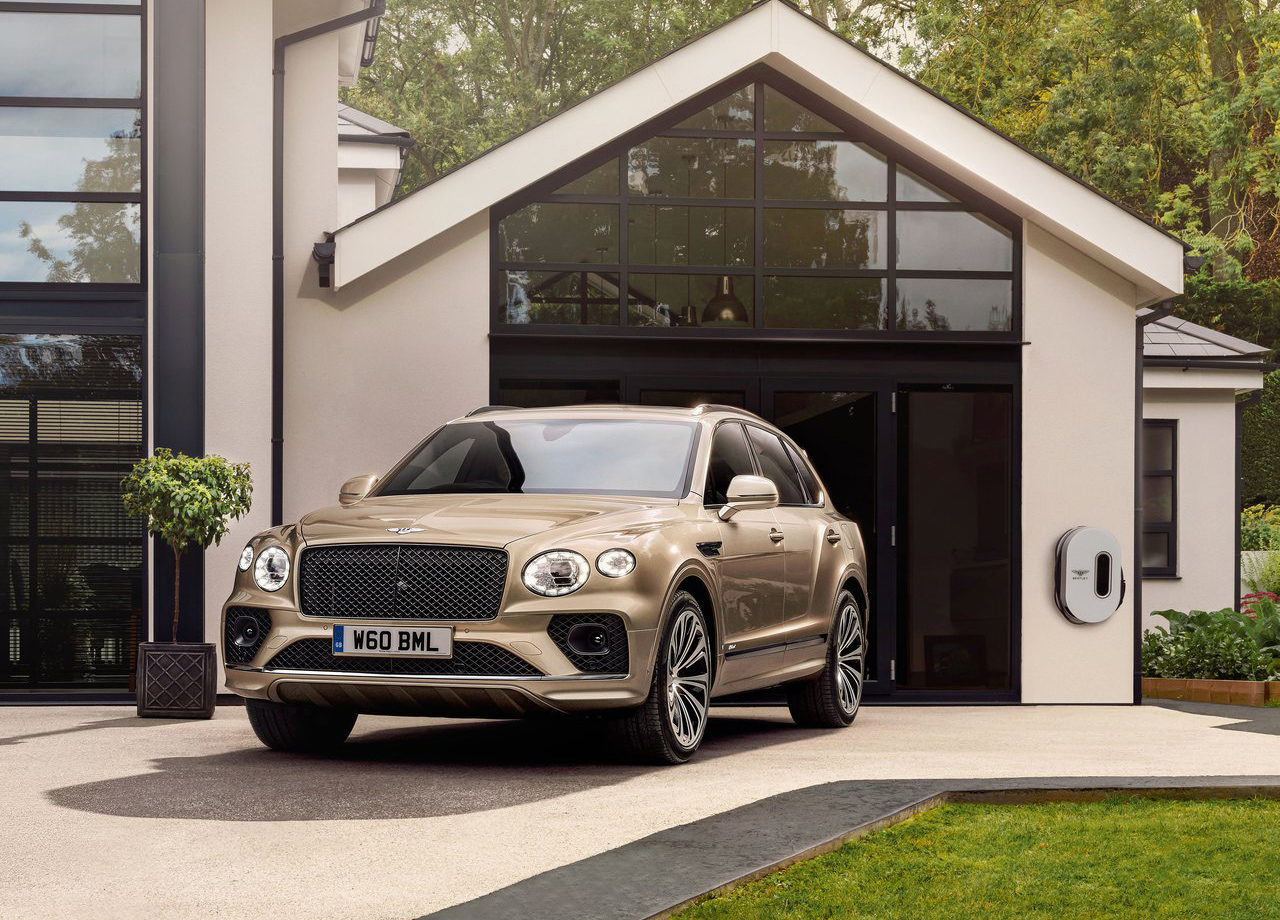 Nové Bentley Bentayga plug-in hybrid: 3-litrová V6 a 50 km len na elektrinu