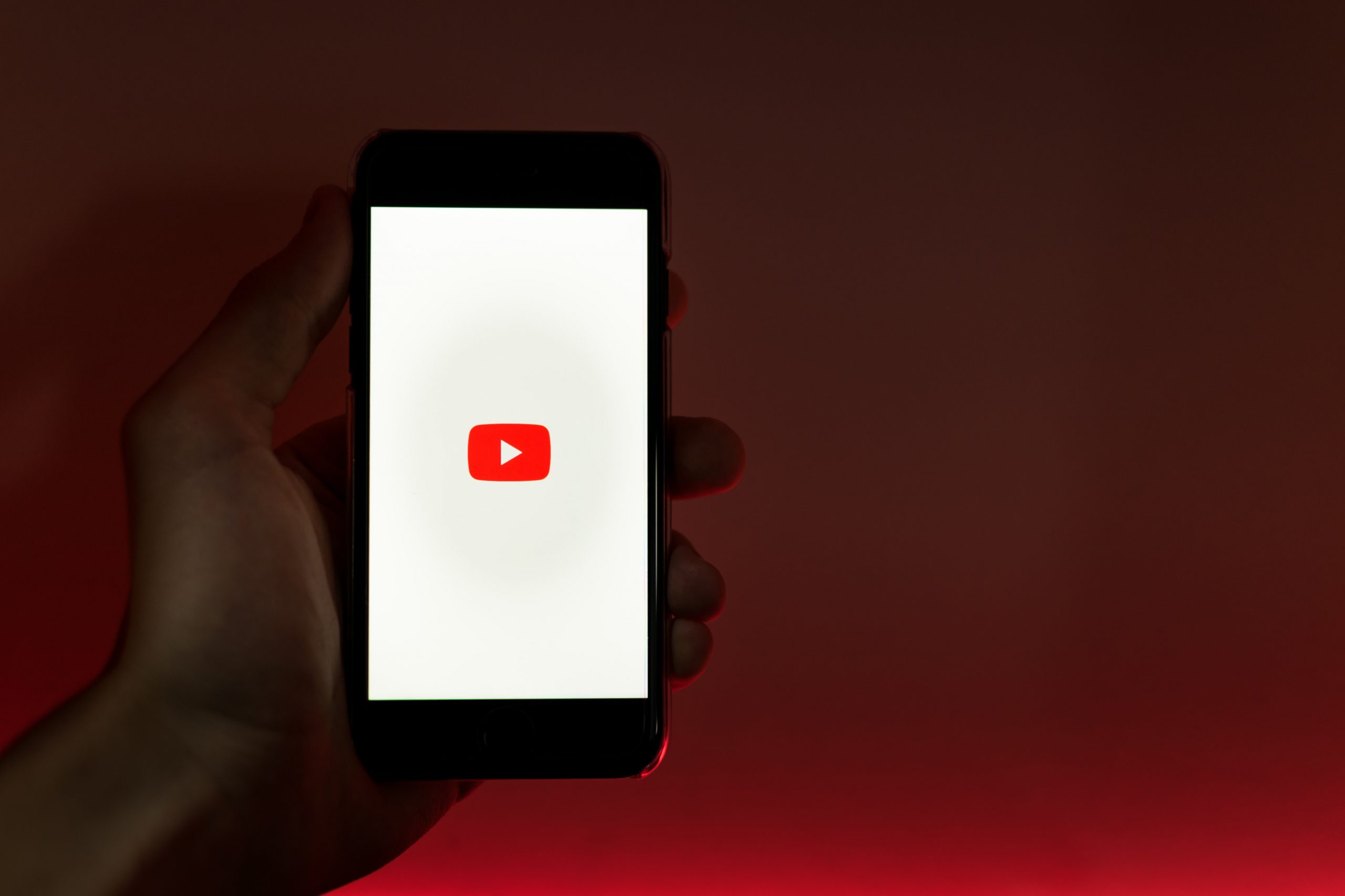 Aktuálne: Youtube zakazuje videá, ktoré šíria dezinformácie o vakcínach