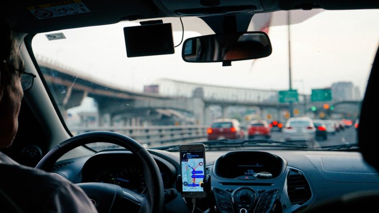 Uber je spoločnosť zaoberajúca sa poskytovaním taxislužieb [Unsplash]
