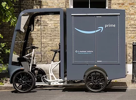 Jeden z elektrických nákladných bicyklov, ktorý Amazon zavádza vo Veľkej Británii [Amazon]