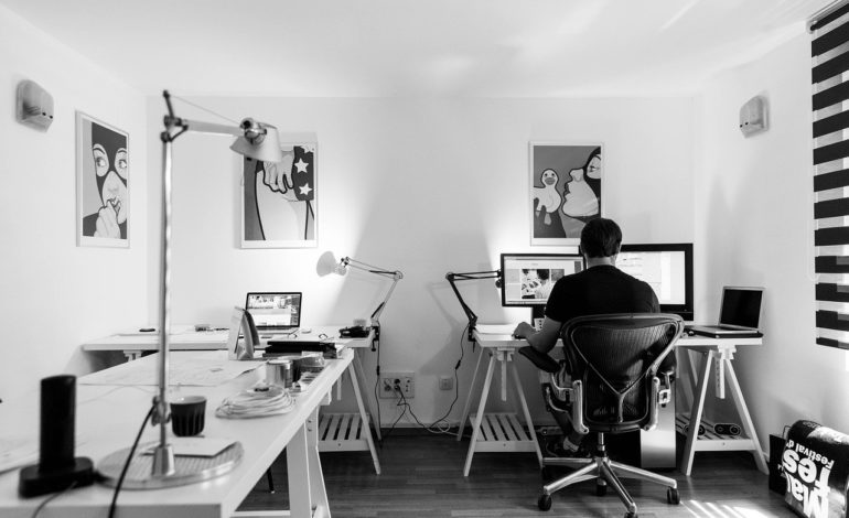Pracujete z domu? Môže to byť to najlepšie, ale aj najhoršie pracovisko. Tipy ako vyťažiť z home office maximum