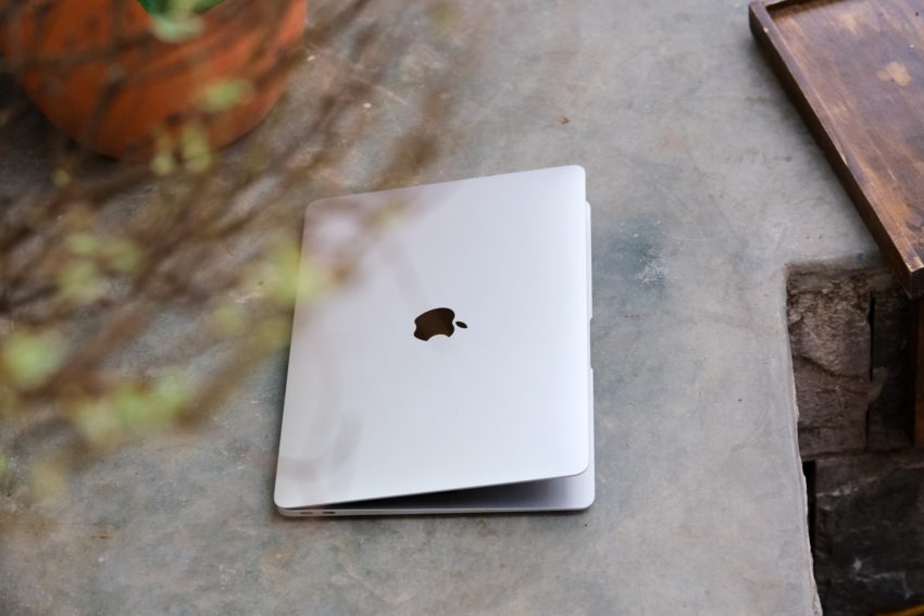MacBook Air M1 [Unsplash]