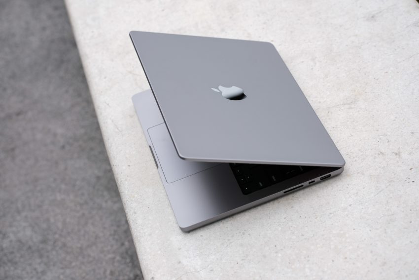 MacBook Pro M1 [Unsplash]