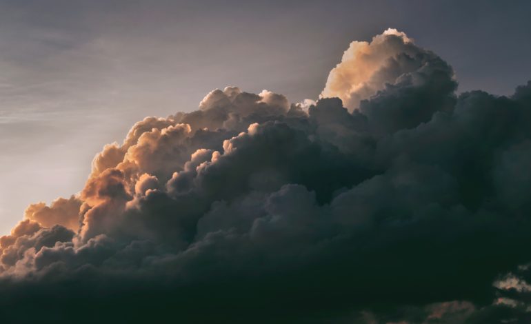 Nimbus, Stratus, Kumulus: Ako sa oblaky udržia na oblohe