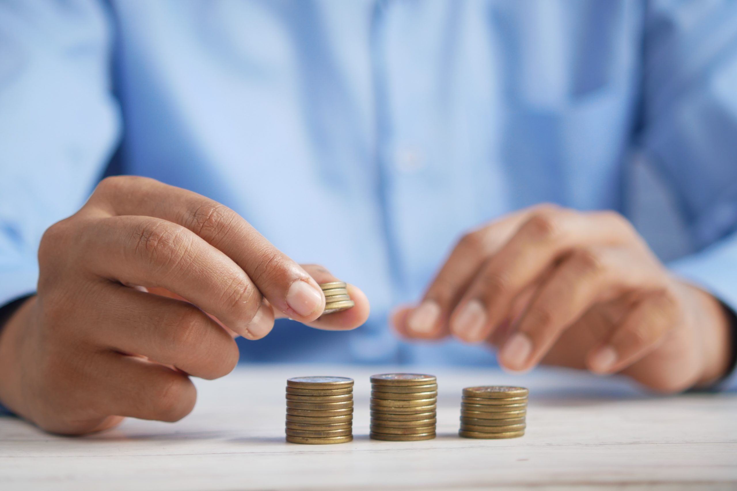 Chcete mať financie pod kontrolou? Prinášame praktické tipy, ako ušetriť