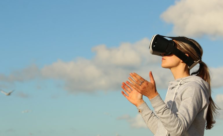 Virtuálny svet metaverse sľubuje plnohodnotný život. Zavrhneme realitu?