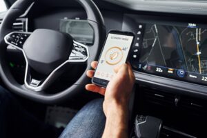 Digitalizácia automobilov prináša nespočetné výhody, ale aj nové zodpovednosti prenesené na majiteľa. Reset systému je povinnou jazdou po predaji, ktorú skoro každý zanedbáva. Zdroj fotografie: Autobazar.EU